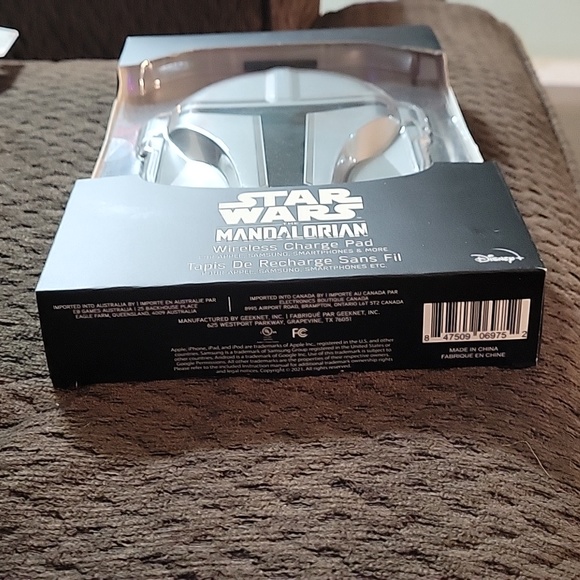Star Wars Mandalorian Wireless Charge Pad, NEW - Picture 10 of 13